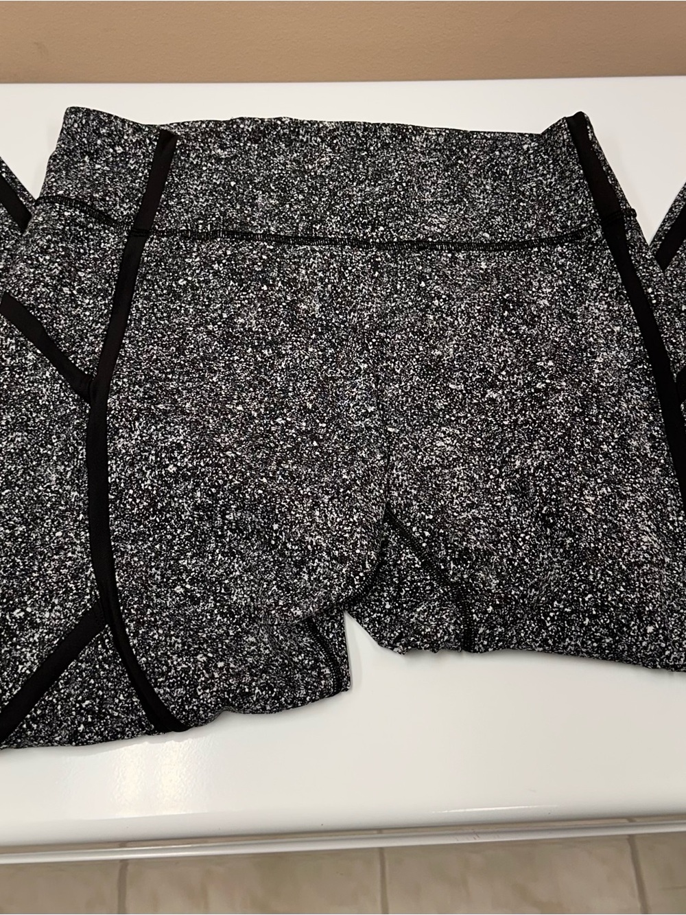 Lululemon Black Speckled Women's Performance Pants